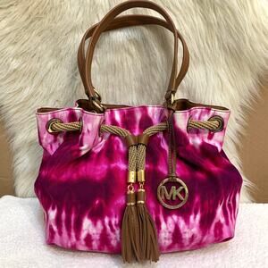 MICHAEL KORS MARINA Large Gathered Pink Tie-Dyed Canvas Drawstring Tassel Tote
